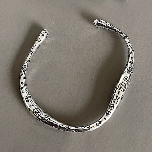 Irregular Graffiti Sterling Silver Bangle Cuff Bracelet - Picture 2 of 9